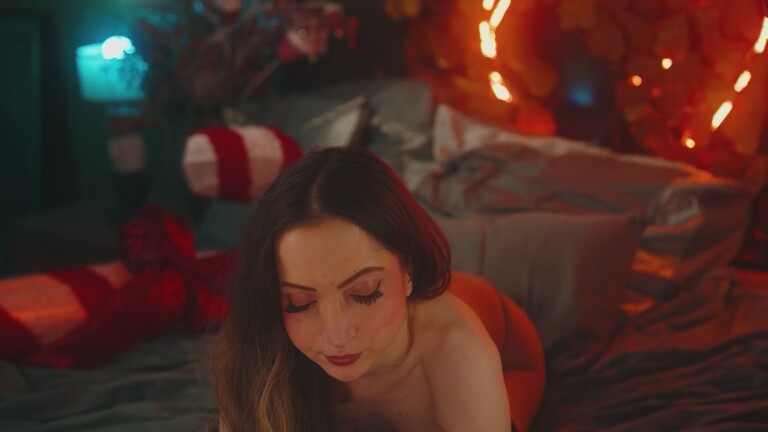 Noya's Streamate show and profile