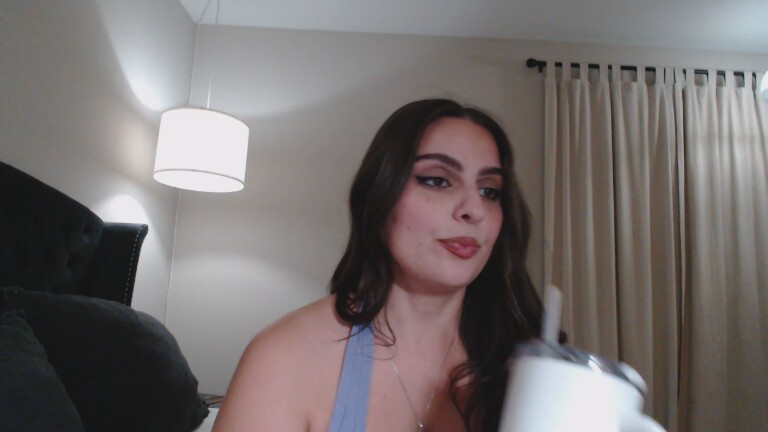 LuciaKing's Streamate show and profile
