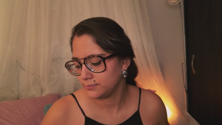 HaileyBunny_18's Streamate show and profile