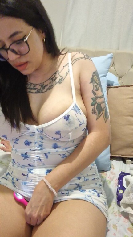 SophiMadson's Streamate show and profile