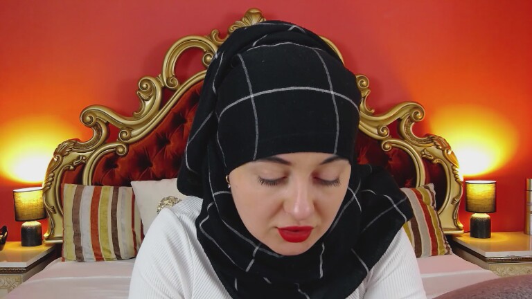 ANNALYAx's Streamate show and profile