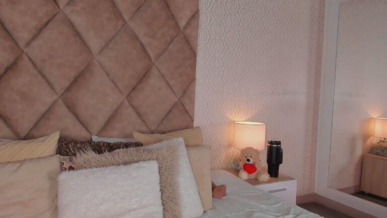 AmberLewiis's Streamate show and profile