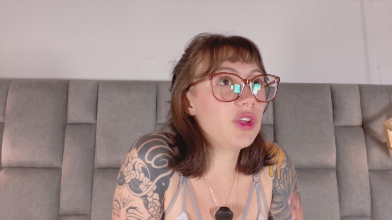 Isabella_Stewart's Streamate show and profile