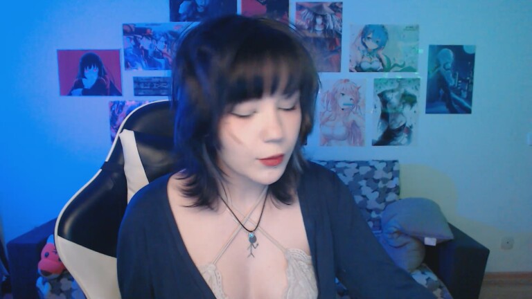 Minatyan18's Streamate show and profile