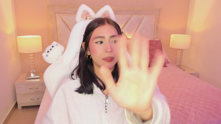 SophiaColinns's Streamate show and profile