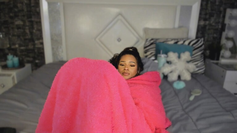 ValeriaImaniLin's Streamate show and profile