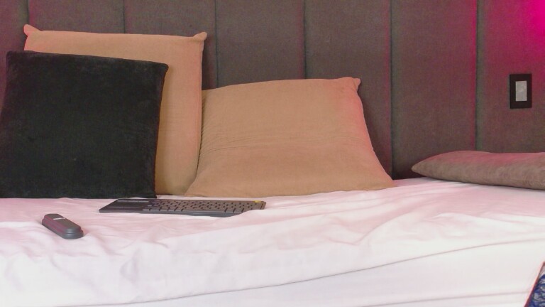 Angelthompson19's Streamate show and profile