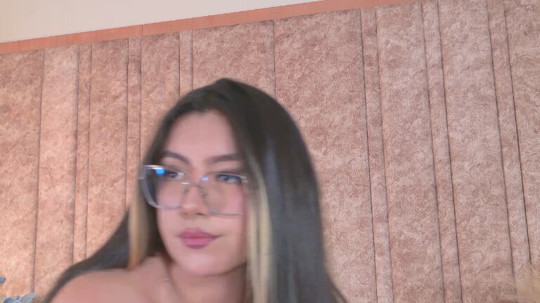 IsaRose's Streamate show and profile