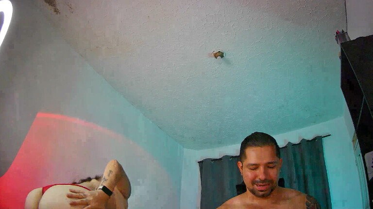 MacaThompson's Streamate show and profile