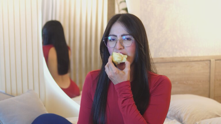 EvaPaoluci's Streamate show and profile