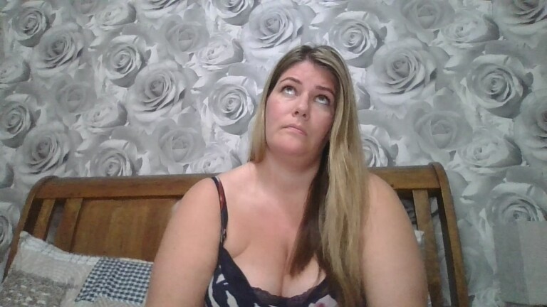 BabyCakesUK's Streamate show and profile