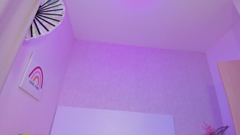 OliviaPagani's Streamate show and profile